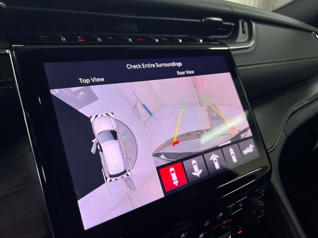 2025 Jeep Grand Cherokee Overland