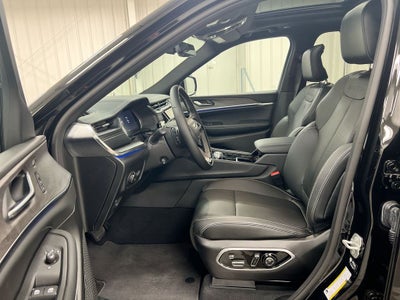 2025 Jeep Grand Cherokee Overland