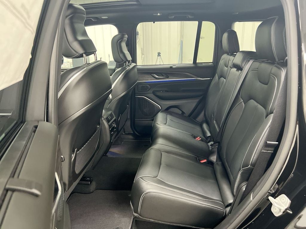 2025 Jeep Grand Cherokee Overland