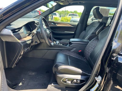 2023 Jeep Grand Cherokee Summit