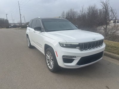 2023 Jeep Grand Cherokee Summit