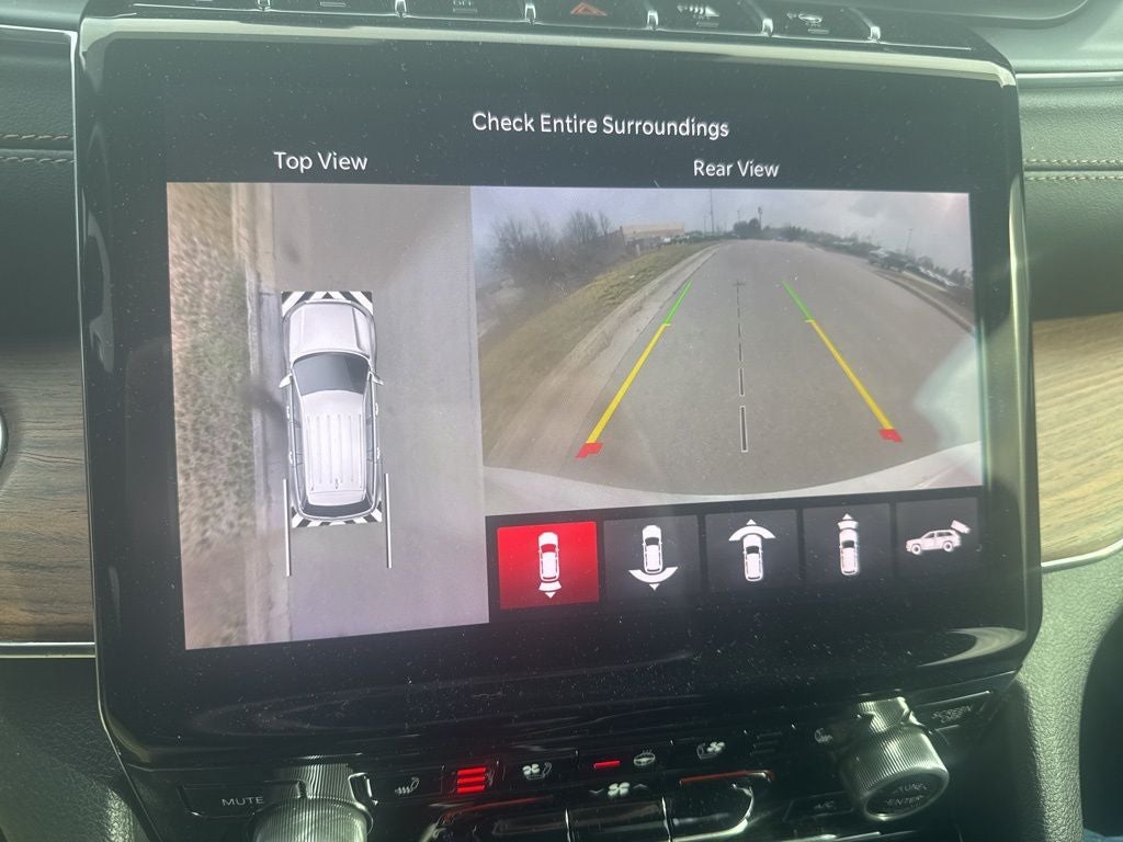 2023 Jeep Grand Cherokee Summit