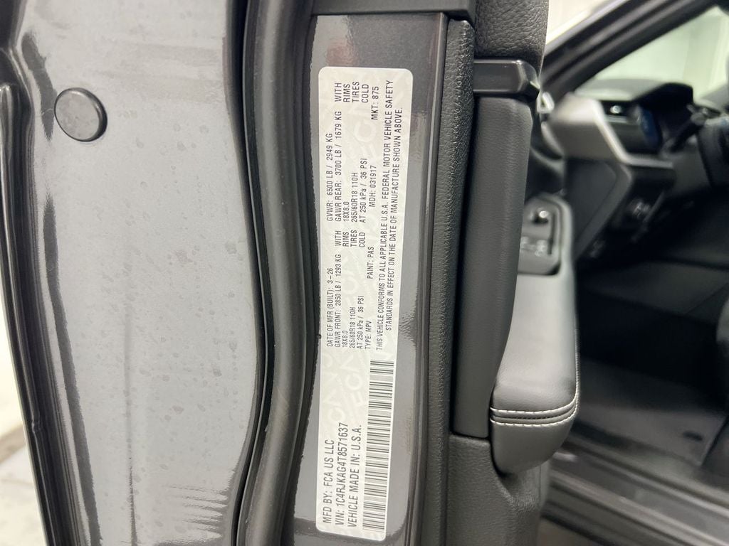 2026 Jeep Grand Cherokee L Laredo