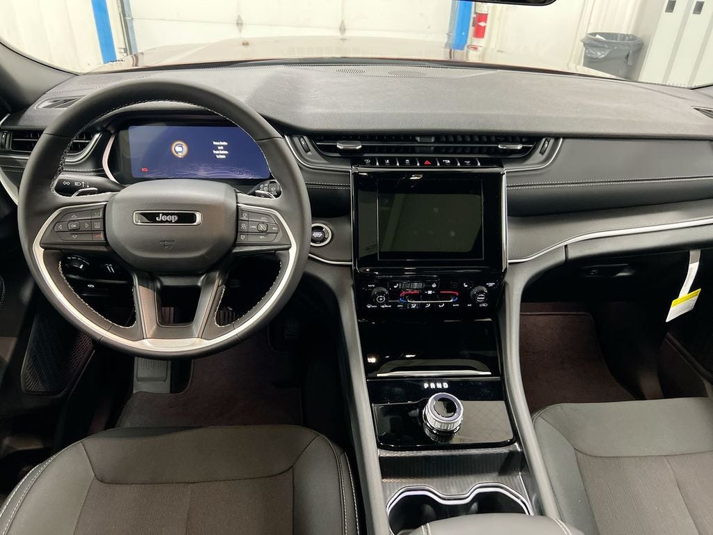 2026 Jeep Grand Cherokee L Laredo