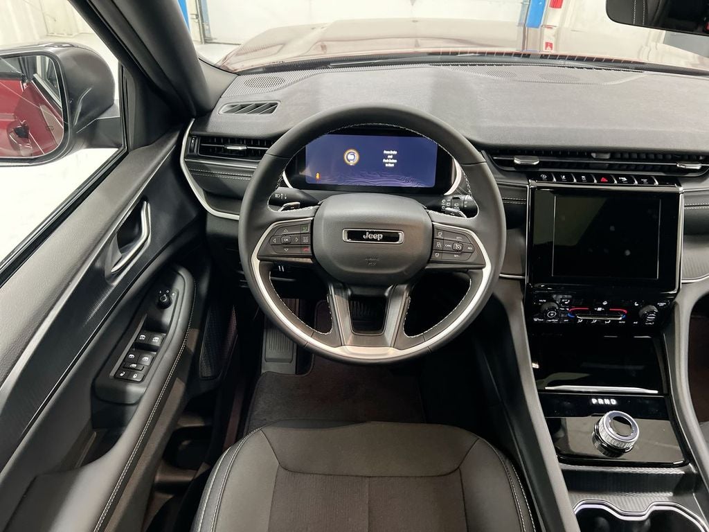 2026 Jeep Grand Cherokee L Laredo