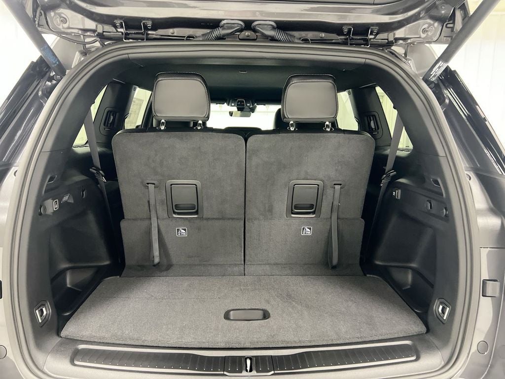 2026 Jeep Grand Cherokee L Laredo