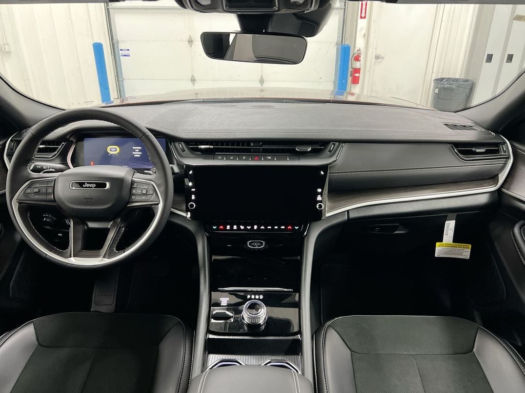 2026 Jeep Grand Cherokee L Laredo