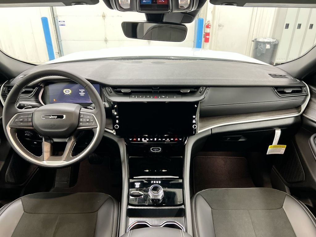 2026 Jeep Grand Cherokee L Laredo