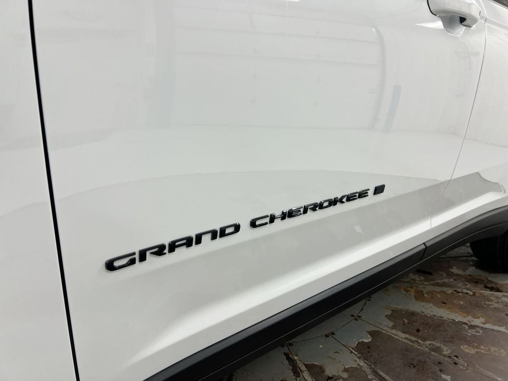2026 Jeep Grand Cherokee L Laredo