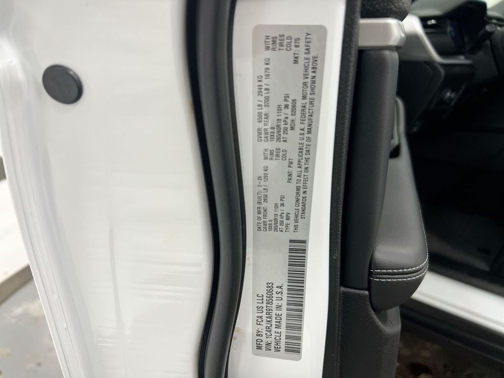 2026 Jeep Grand Cherokee L Laredo