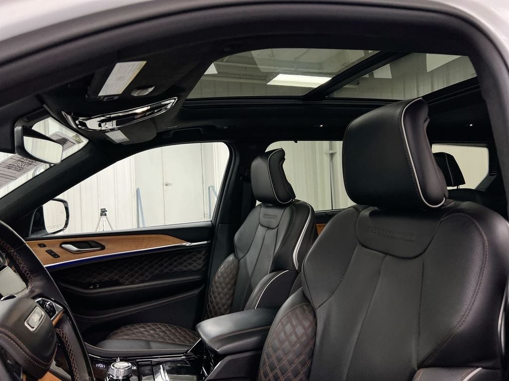 2023 Jeep Grand Cherokee L Summit