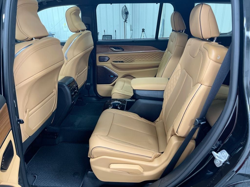 2026 Jeep Grand Cherokee L Summit