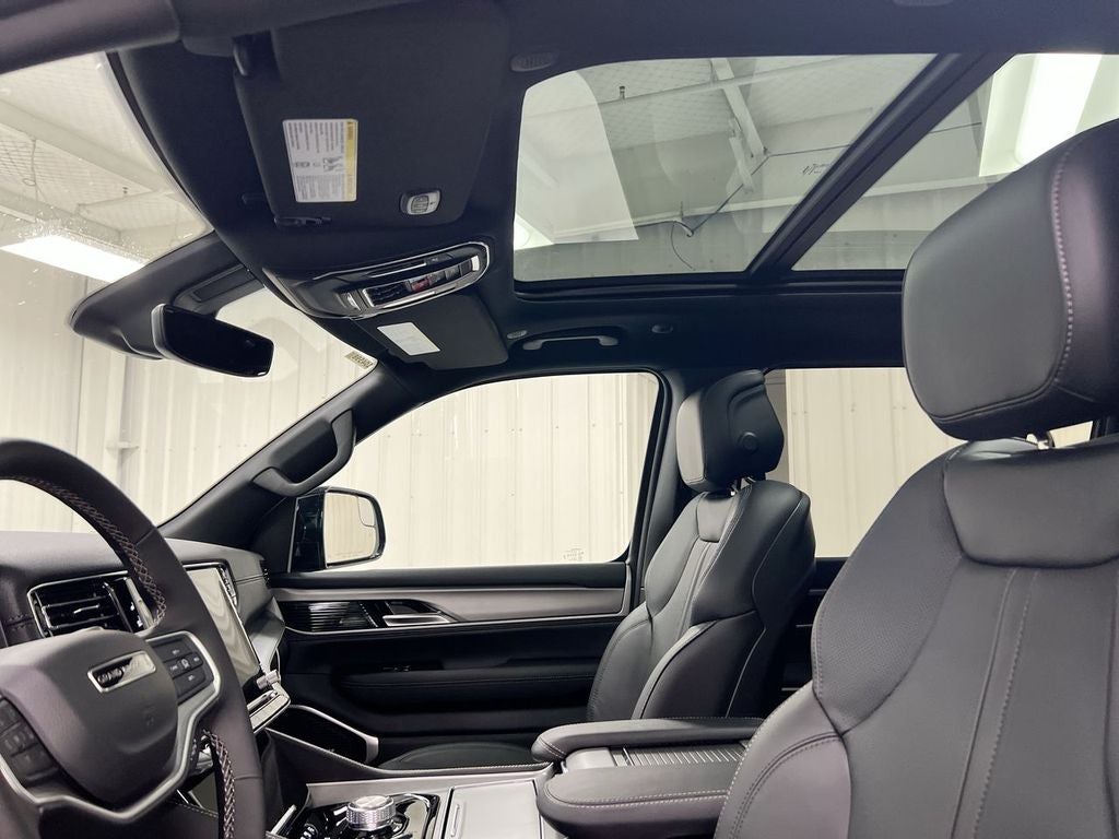 2026 Jeep Grand Wagoneer 4x4