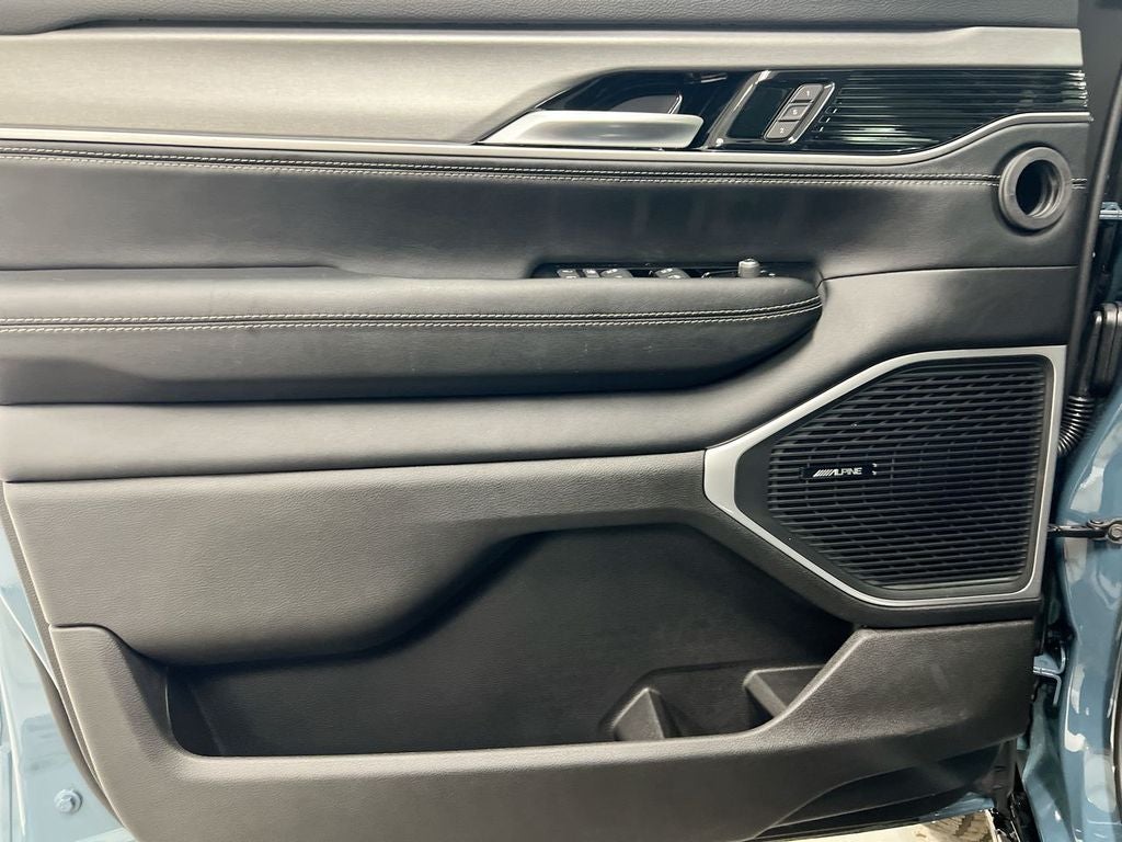 2026 Jeep Grand Wagoneer 4x4