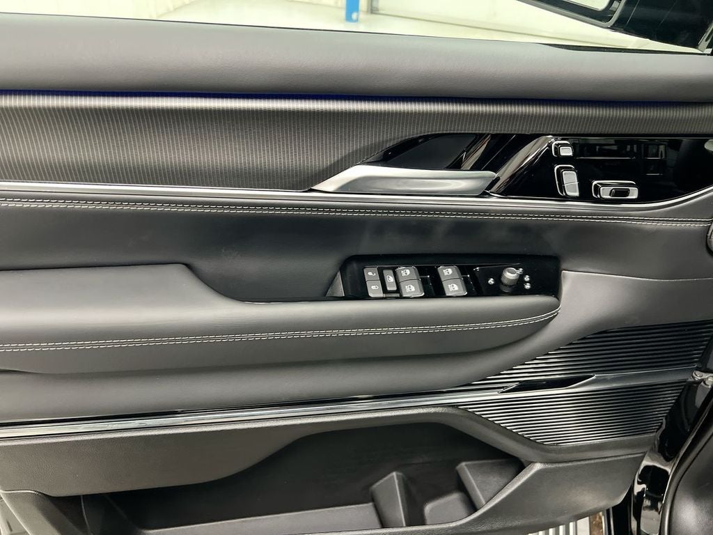 2026 Jeep Grand Wagoneer Summit Obsidian