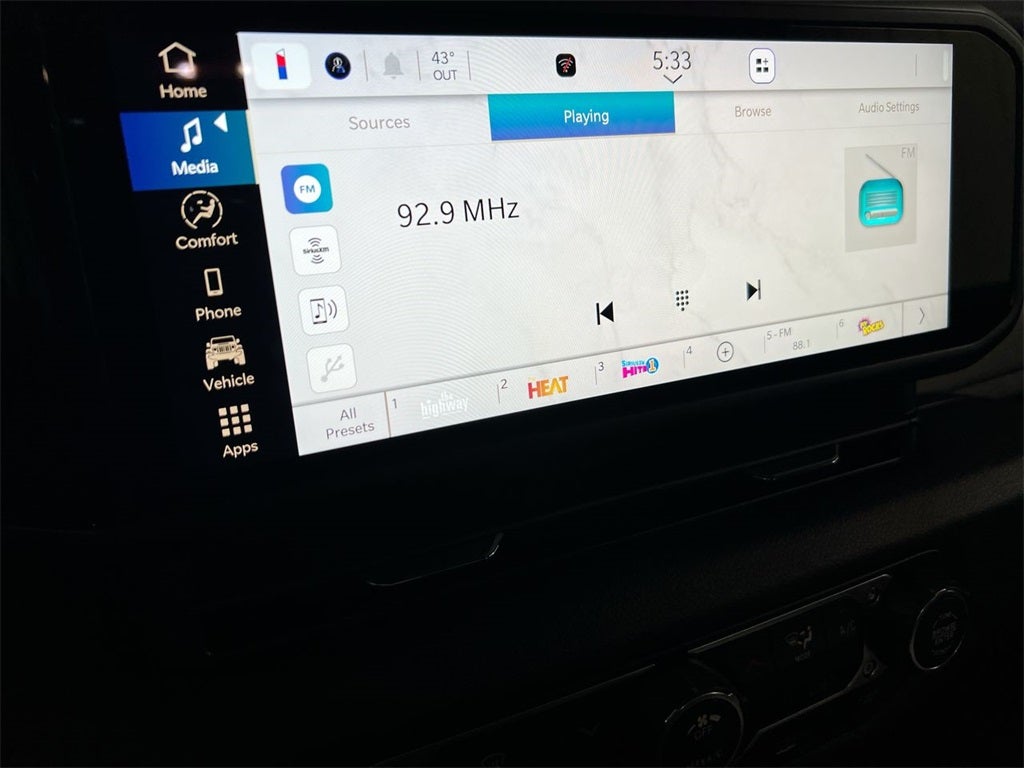 2026 Jeep Gladiator Sport