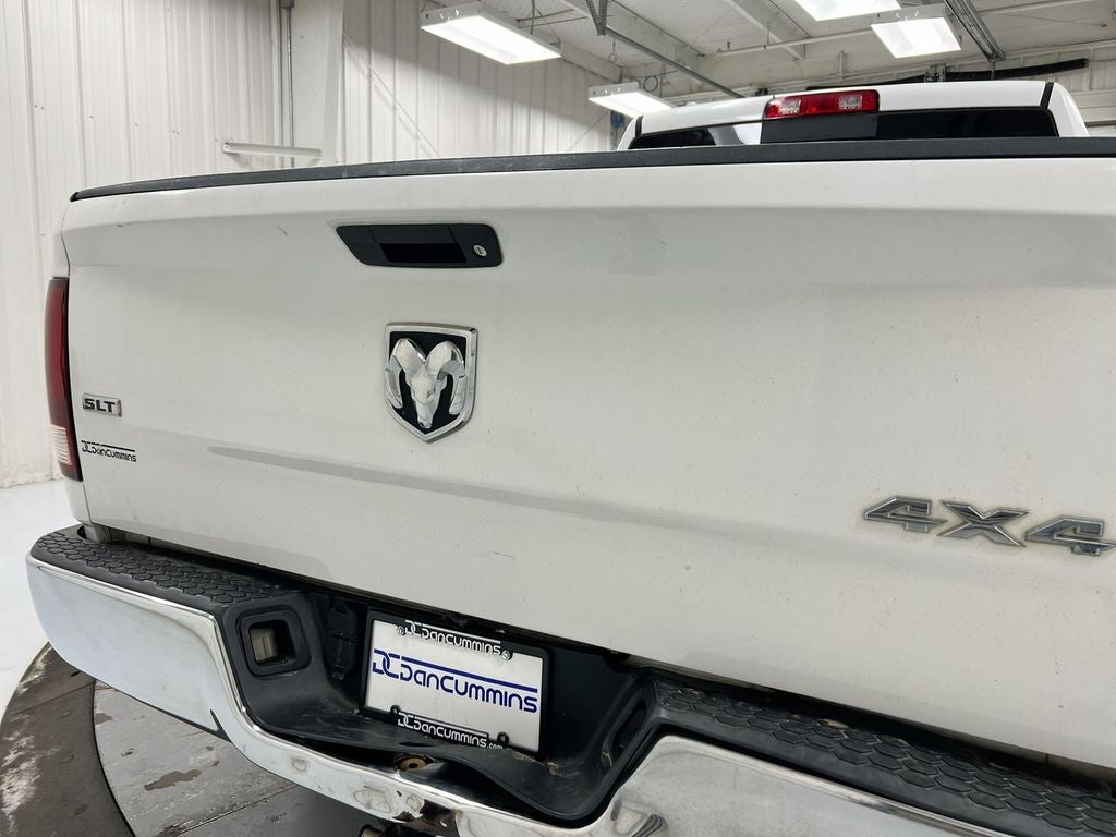 2016 RAM 1500 SLT