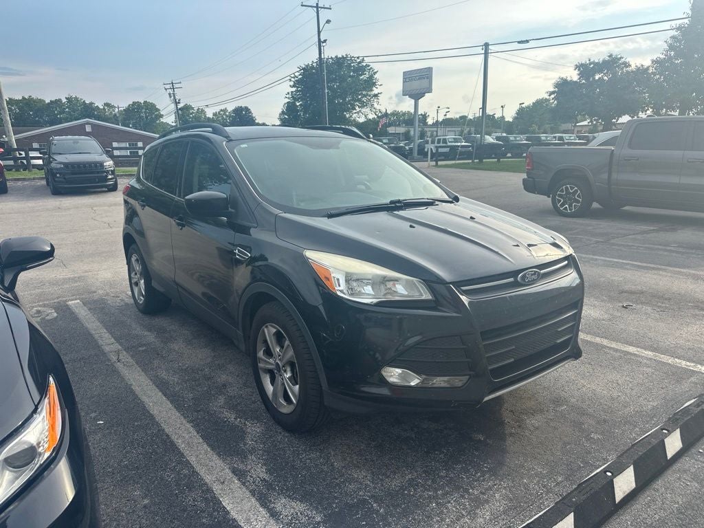 Used 2016 Ford Escape SE with VIN 1FMCU9GX0GUC04126 for sale in Paris, KY