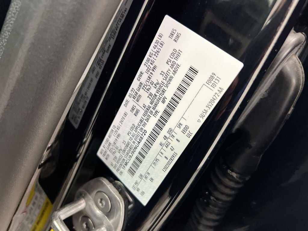 2022 Ford Escape Titanium