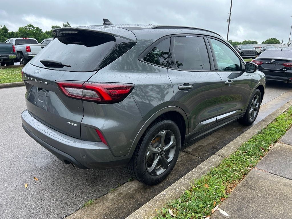 2023 Ford Escape ST-Line Select