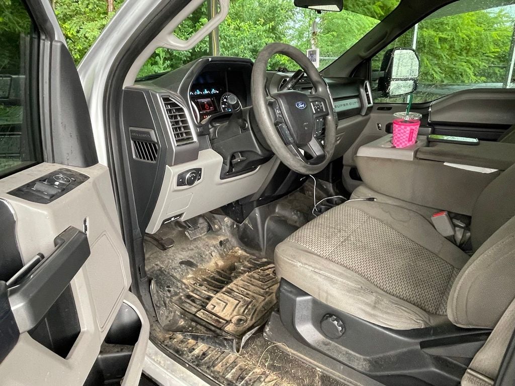 2017 Ford F-250SD XLT