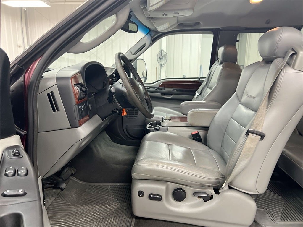 2005 Ford F-250SD Lariat