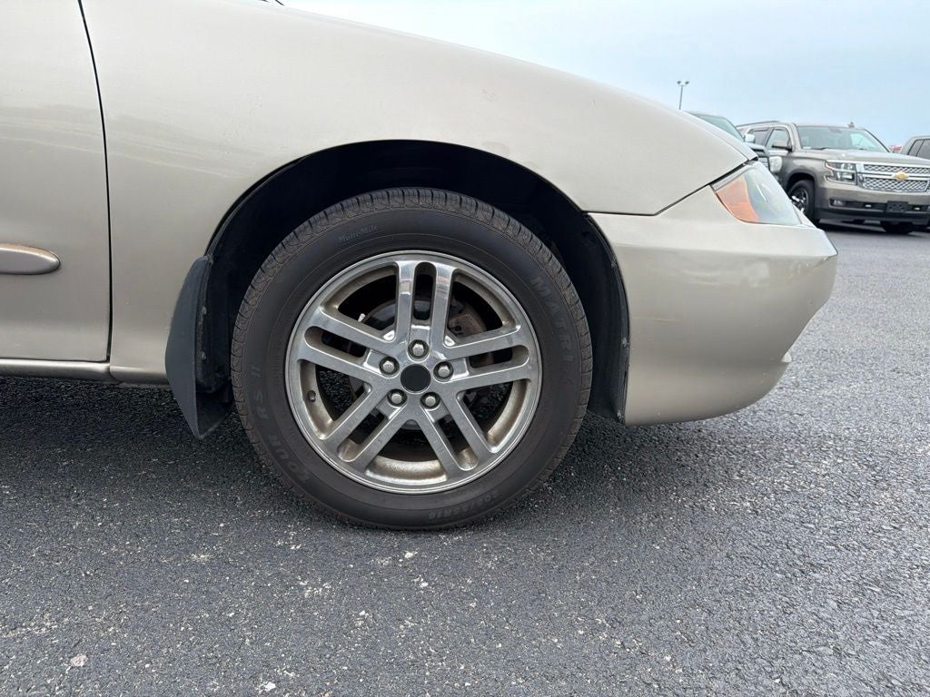 2004 Chevrolet Cavalier Base