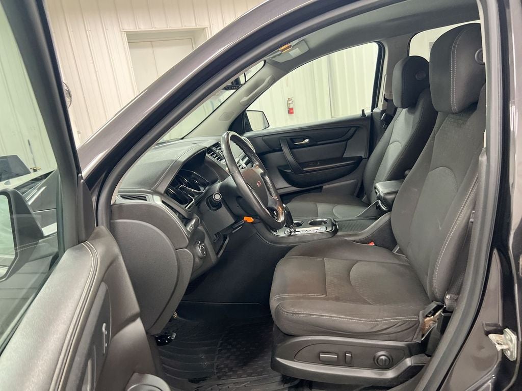 2015 GMC Acadia SLE-2