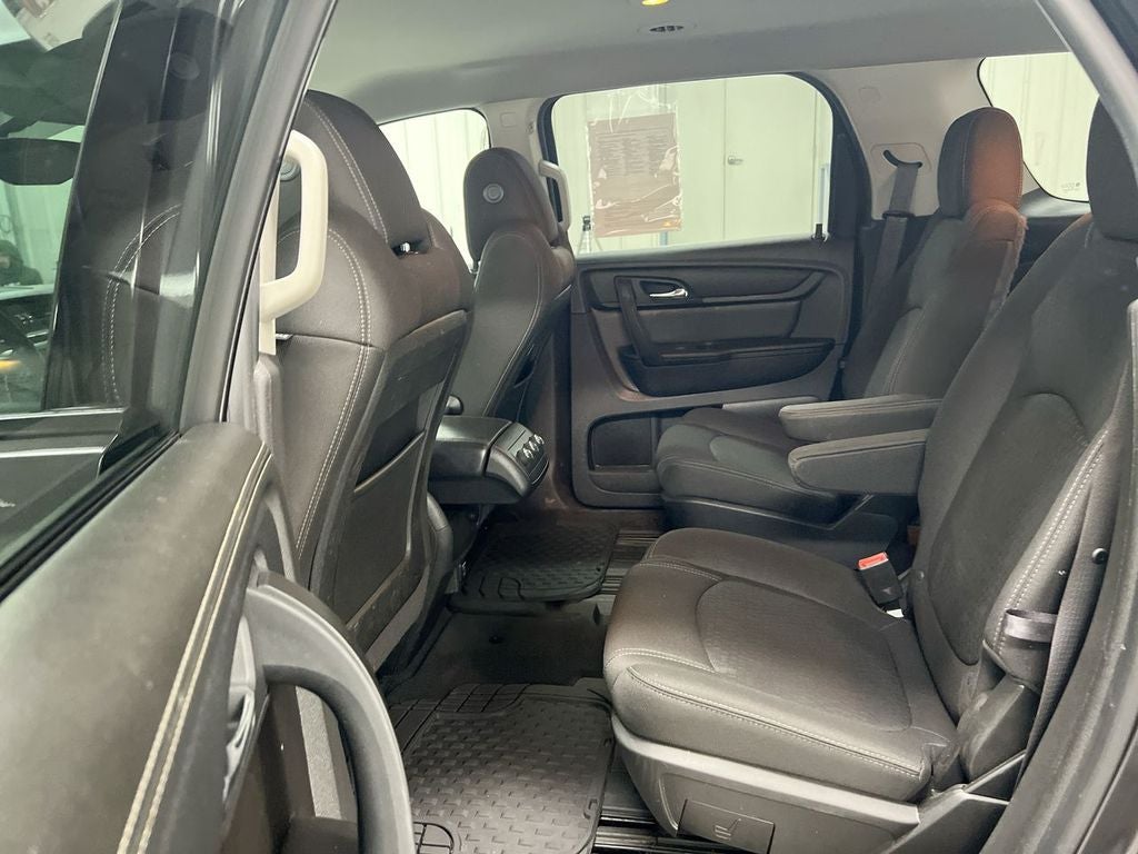 2015 GMC Acadia SLE-2