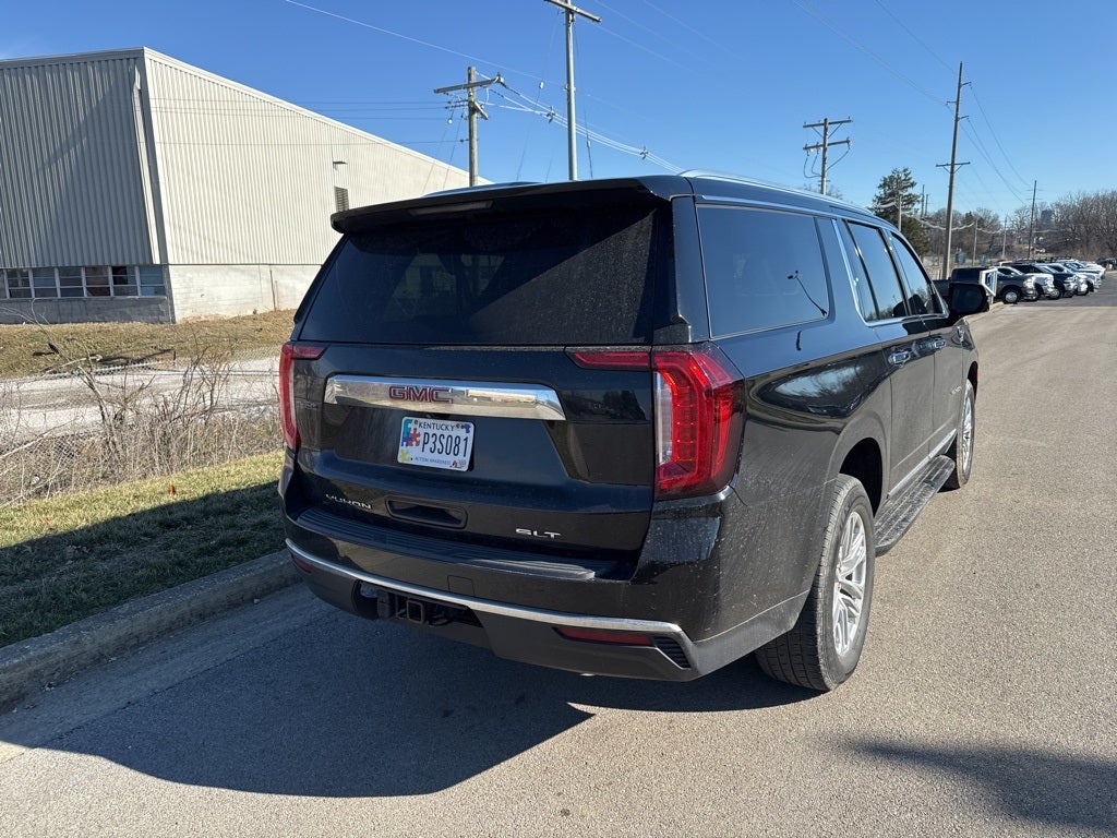 2022 GMC Yukon XL SLT