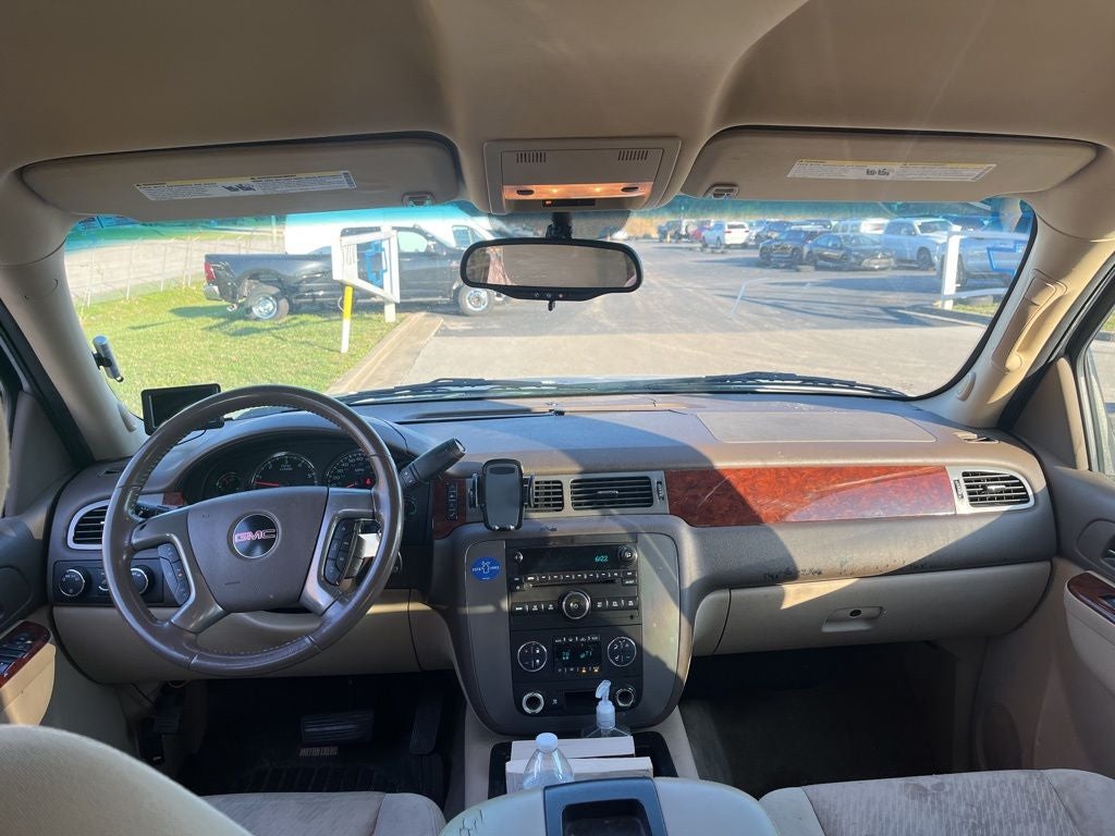 2011 GMC Yukon XL SLE 1500