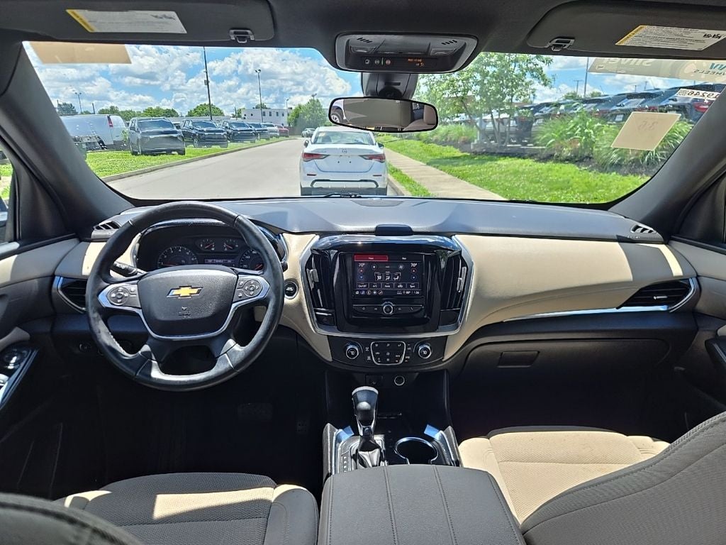 2023 Chevrolet Traverse LT