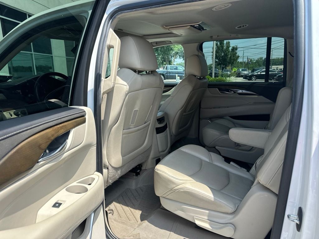 2020 Cadillac Escalade ESV Luxury