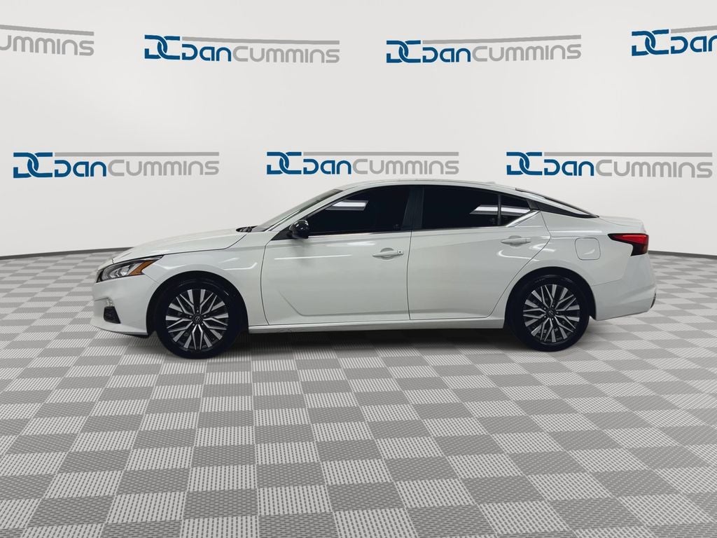 2022 Nissan Altima 2.5 SR