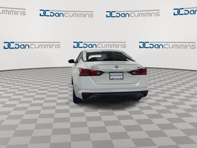2022 Nissan Altima 2.5 SR