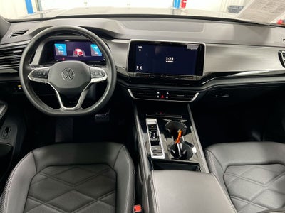 2025 Volkswagen Atlas Cross Sport 2.0T SE w/Technology