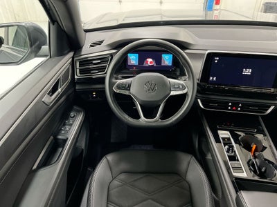 2025 Volkswagen Atlas Cross Sport 2.0T SE w/Technology