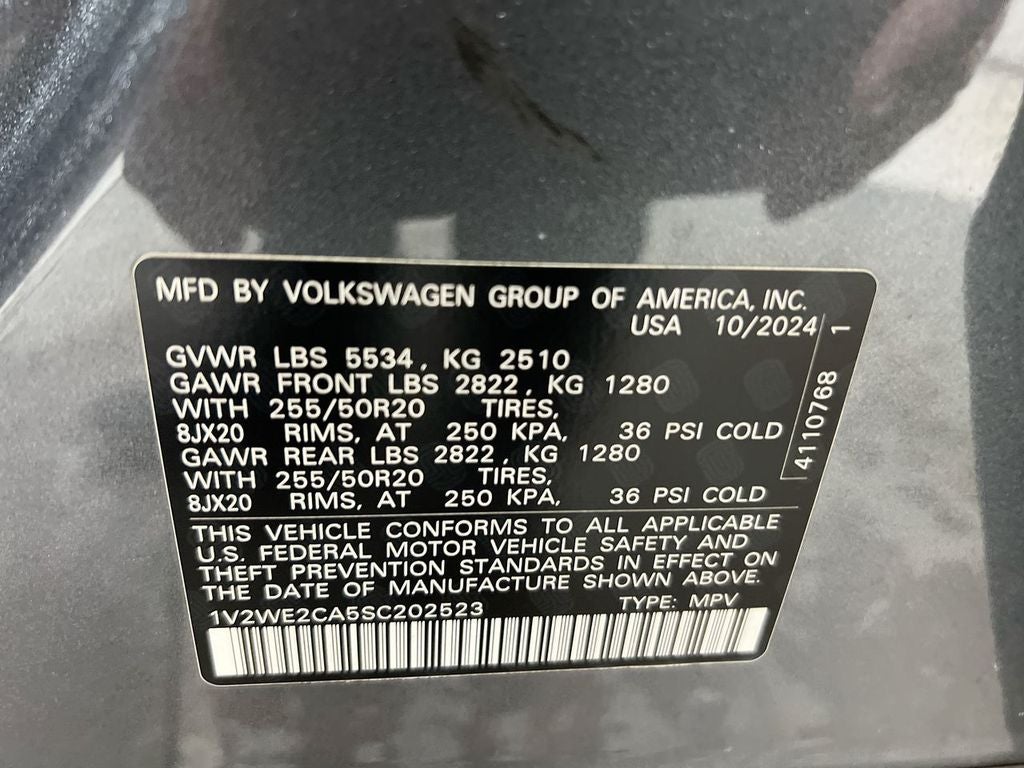 2025 Volkswagen Atlas Cross Sport 2.0T SE w/Technology