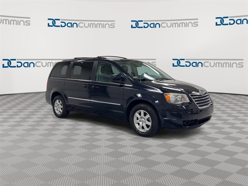 2010 Chrysler Town & Country Touring