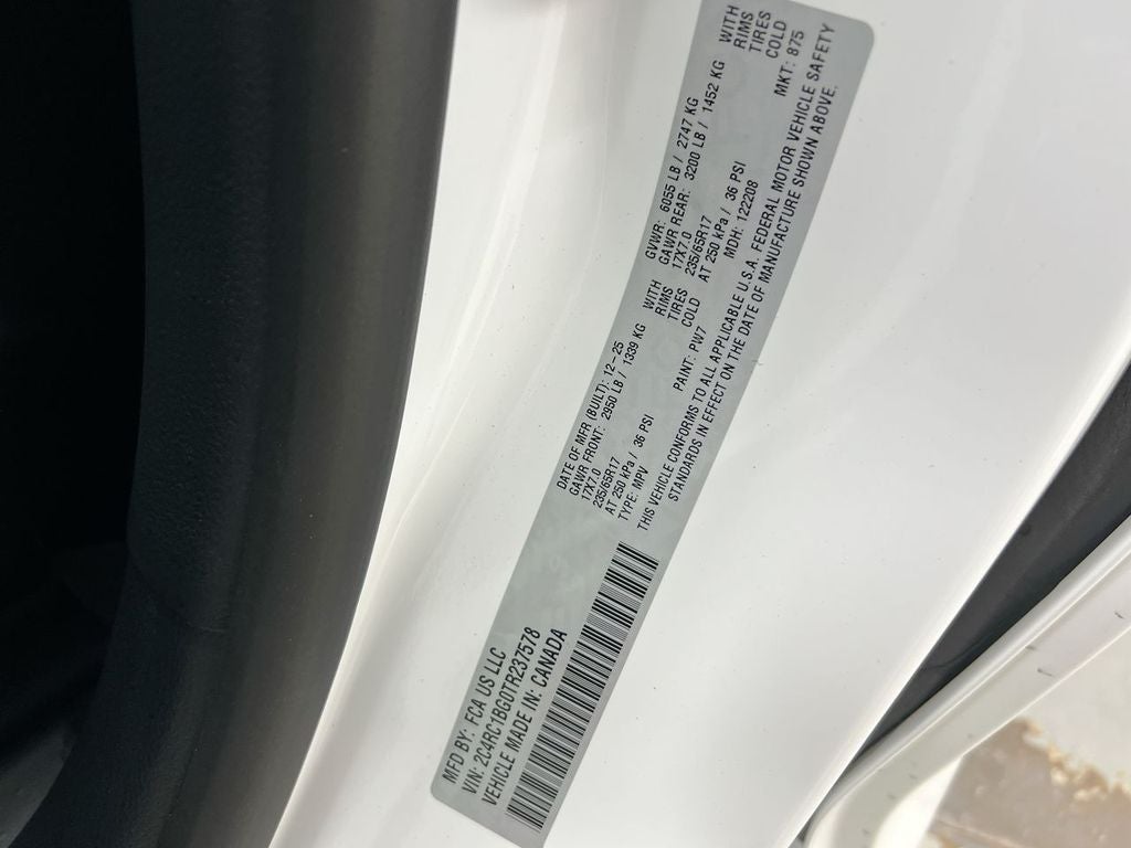 2026 Chrysler Pacifica Select