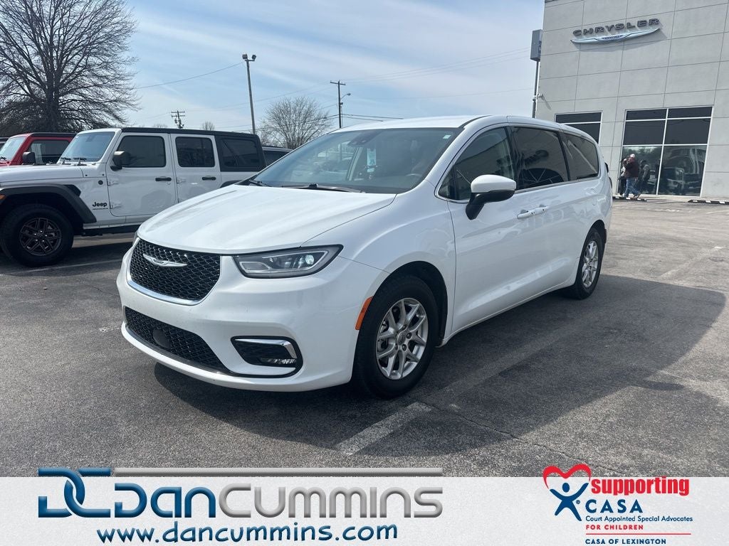 2023 Chrysler Pacifica Touring L