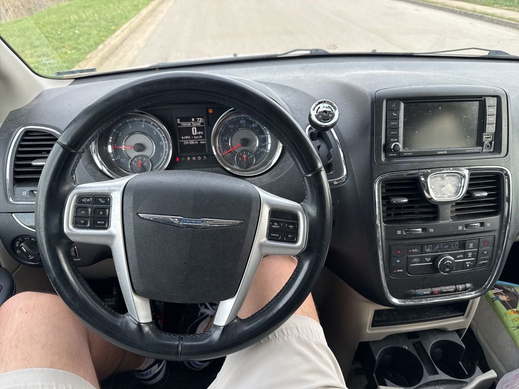 2016 Chrysler Town & Country Touring