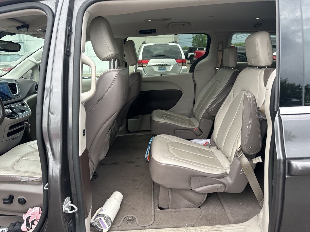 2017 Chrysler Pacifica Touring L