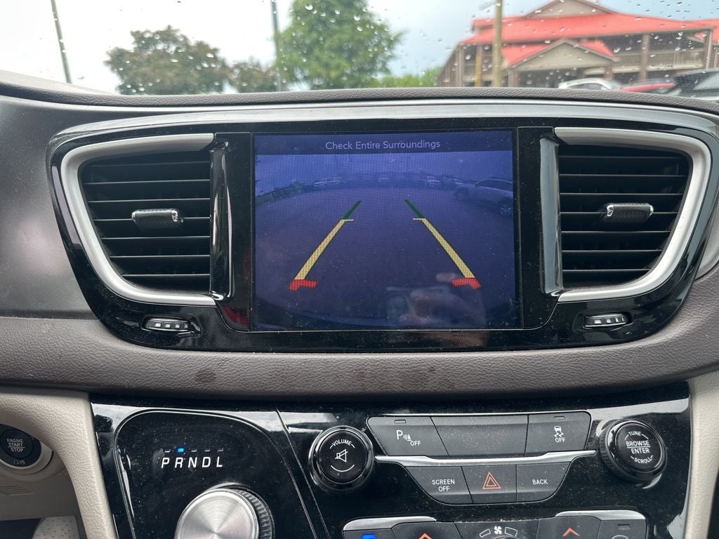 2017 Chrysler Pacifica Touring L