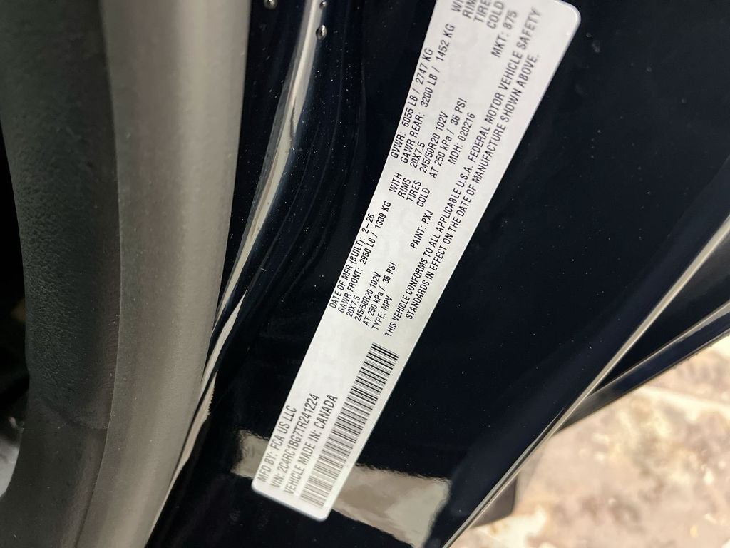 2026 Chrysler Pacifica Select