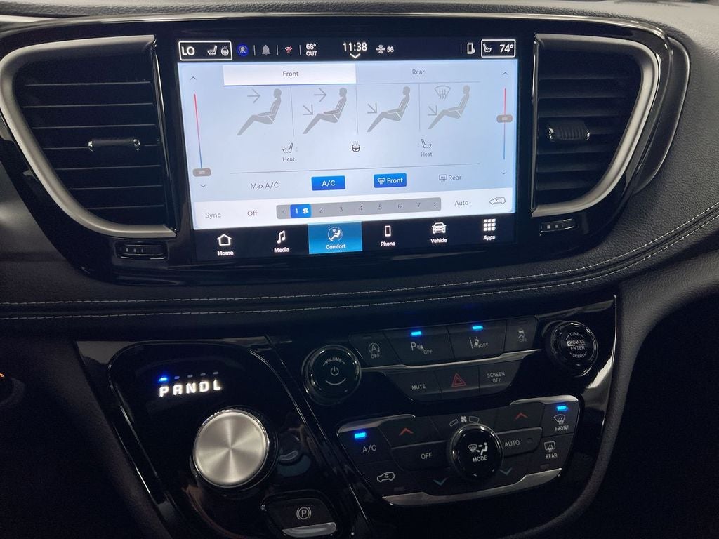 2026 Chrysler Pacifica Select