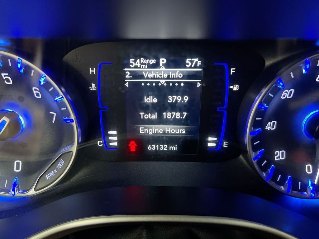 2023 Chrysler Voyager LX