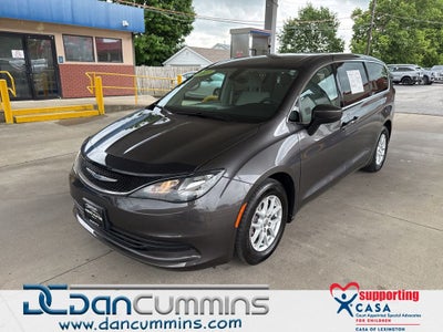 2017 Chrysler Pacifica Touring