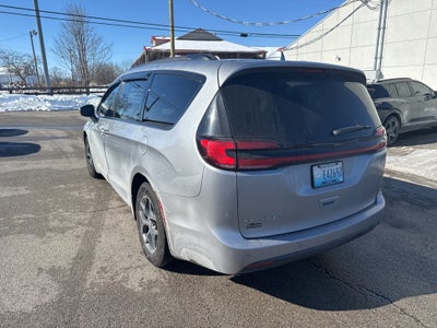 2021 Chrysler Pacifica Touring