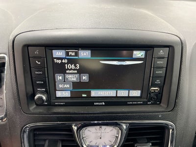 2015 Chrysler Town & Country S